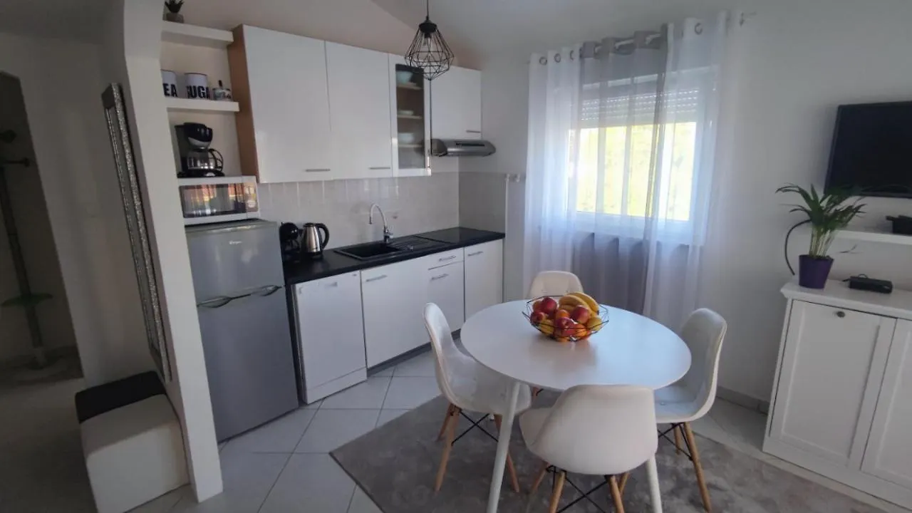 Apartman Lino Medulin Apartment